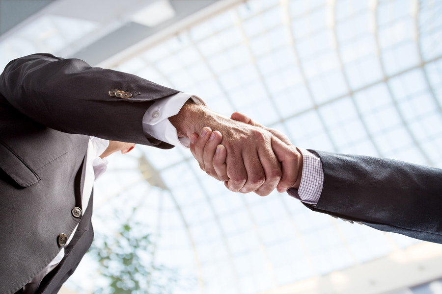 嘉定區(qū)刑事律師視角：經(jīng)濟(jì)案件法院起訴后開庭時(shí)間的多維度解析