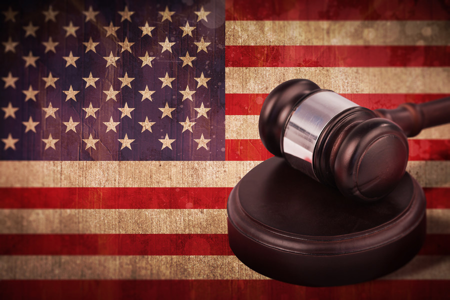 上海刑事律師:員工涉嫌經(jīng)濟(jì)犯罪的處理之道