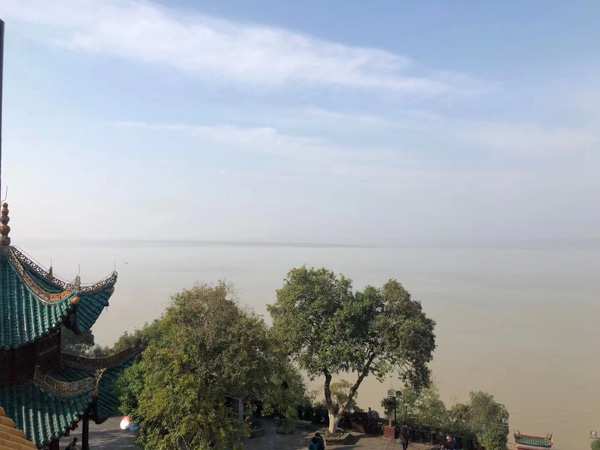 如何認(rèn)定參加黑社會(huì)性質(zhì)組織罪中的參加行為？上海刑事犯罪律師來回答