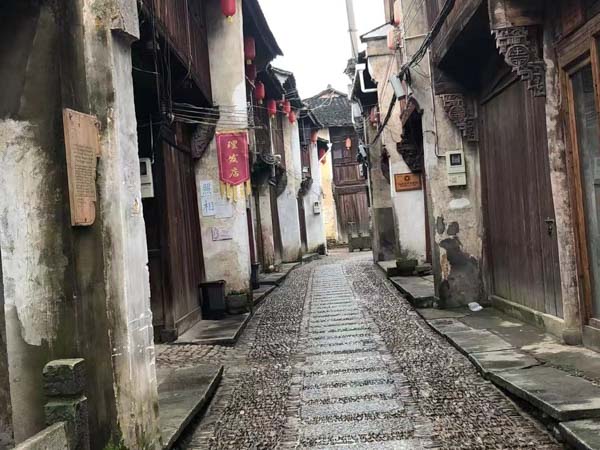 銷售假冒注冊商標商品未遂是否作為犯罪處理？上海重大刑事案件律師來回答